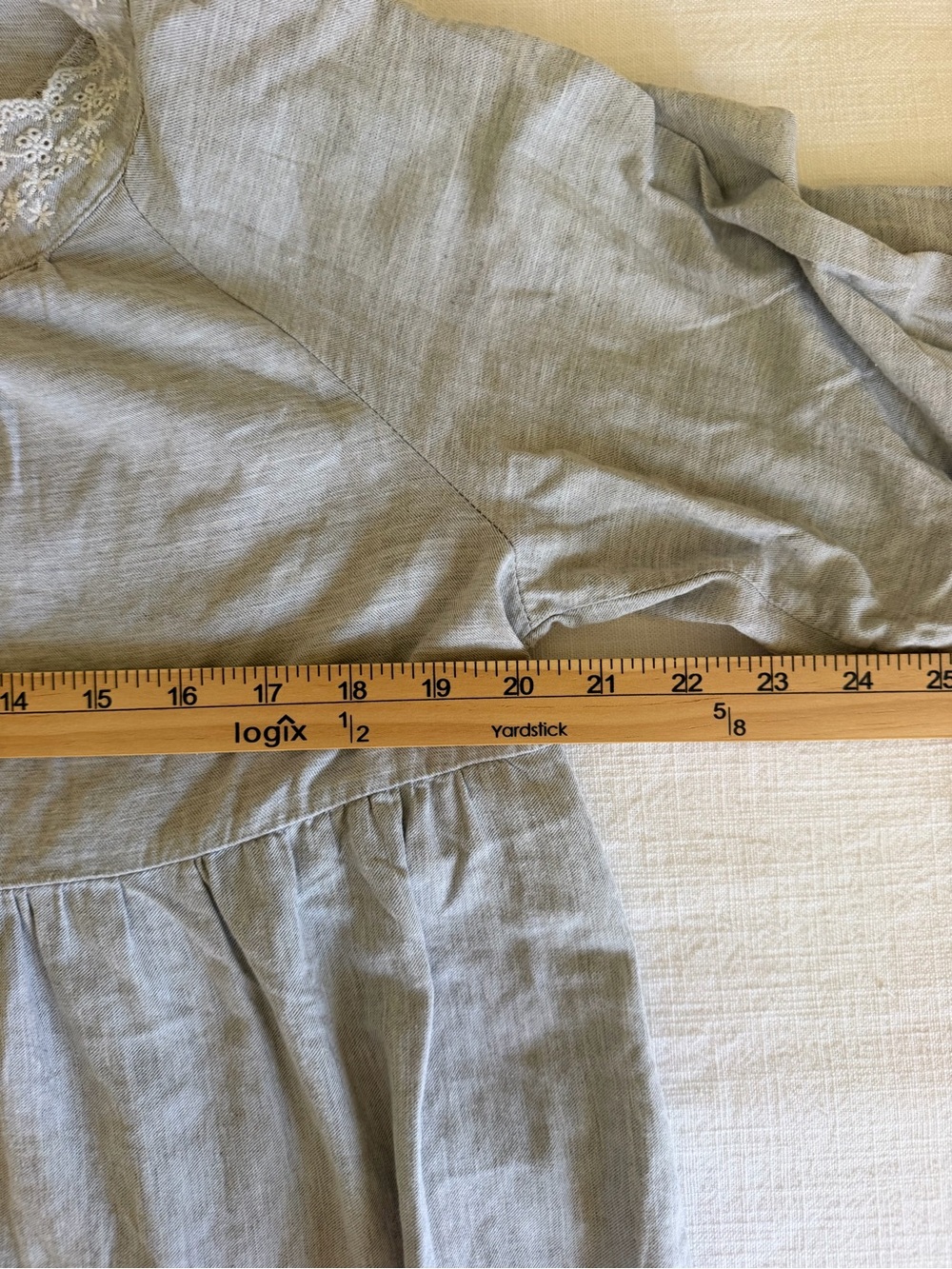 Theories Gray Babydoll Embroidered Peasant Top - Picture 8 of 9